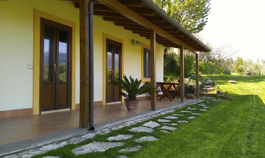 La Casa Nettarina Guest House Poggio Mirteto Bagian luar foto
